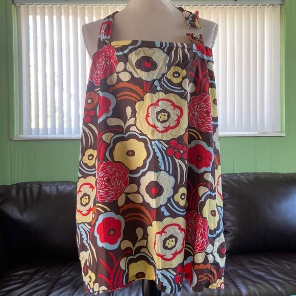 The Peanutshell Other - The Peanutshell nursing cover